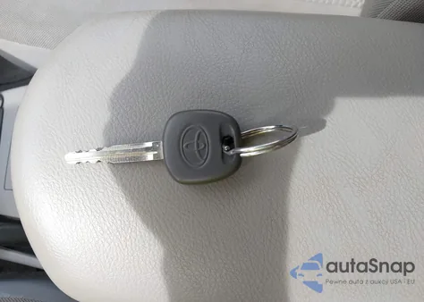 2007 Toyota Rav4 Limited z USA, uszkodzony, nr VIN JTMBD31V676041359